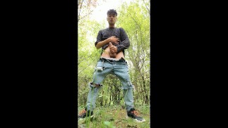 в лесу + трясущийся оргазм