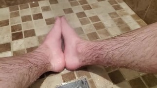 洗我的脏脚