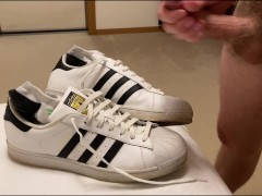 I Cum on my Adidas Superstars