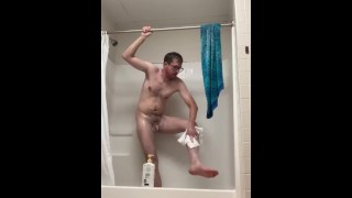 Video Diaries of An Aging Twink - The Shower: Part 4 - Fun Upbeat with Singing!