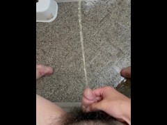 【おしっこ動画】ヘンタイ男子大学生によるおしっこ自撮り動画、3本立て！ - Screenshot 1 of 16 - おしっこ