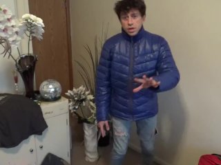 Bouncing Boner on A Dancing Hunk!