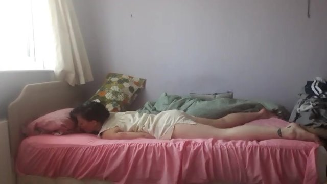 MASTURBATION WITH CLOTHES ON - REAL ORGASM