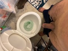 Pee is so good 