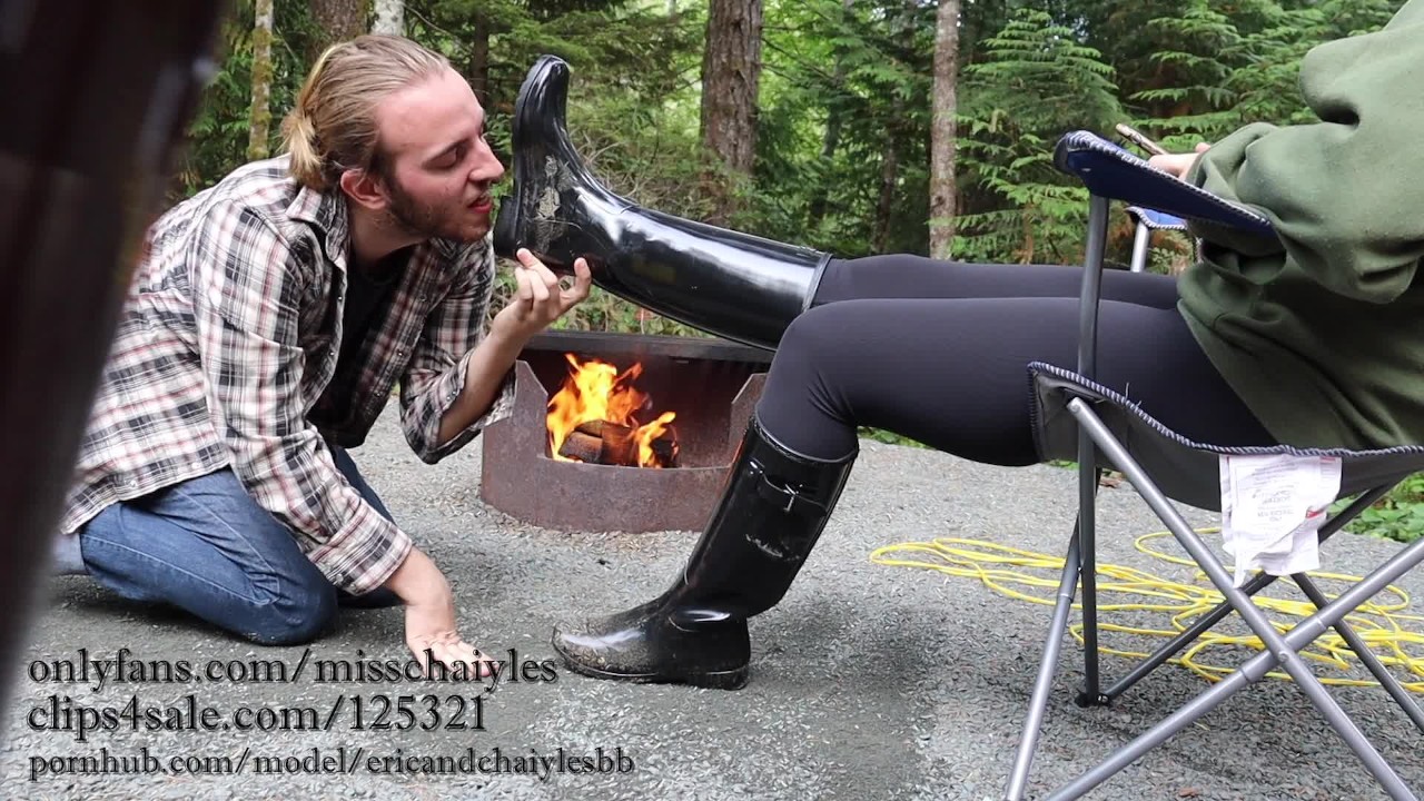 Boot licking porn