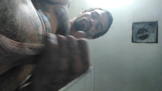 Needing somekne on thus dick