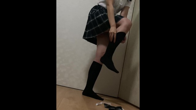 【盗撮】女子高生服⇒スク水へパイパン女子がお着換え【素人】