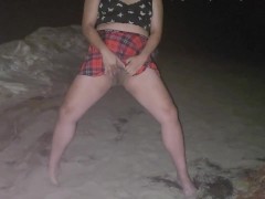 pissing compilation - Screenshot 3 of 16 - Watersports
