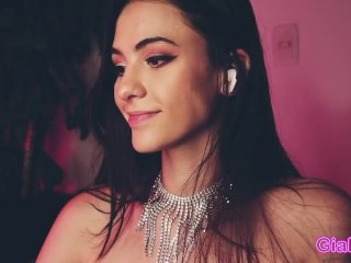Gia_Baker Sexy Dancing to_Any TimeAny Place