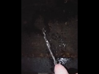 PEE IN NATURE. NIGHT🤤🤤🤤