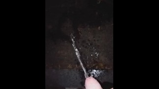 PEE IN NATURE. NIGHT🤤🤤🤤