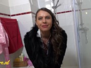 Preview 1 of Busty German MILF Susi Taking a Hot Shower!