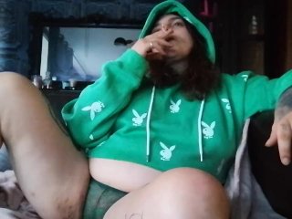 big ass, milf, smoking in hoodie, bbw in crop top