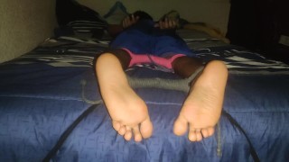 Foot Fetish - Male Feet Tied