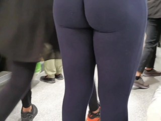 CANDID Seethrough Tight LEGGINGS of a LATINA Babe in a SHOPPING MALL