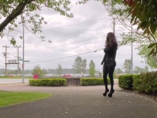 Latex doll wandering in the rain P4