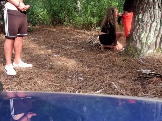Real Amateur WIFE getting a FACIAL of a STRANGER in a PUBLIC RISKY PLACE ( CUCKOLD BOY WATCHING)