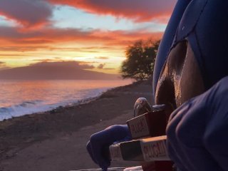 How to discretely Plug_your Butt outdoors.Educational and scenery video