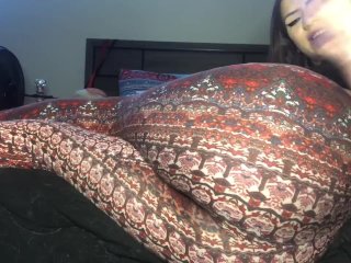 Brooke Farting In Leggings Up Close!