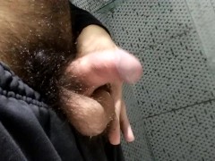 PISSING FETISH i send this to my boyfriend/ he loved