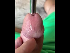 Virgin pops his cherry 