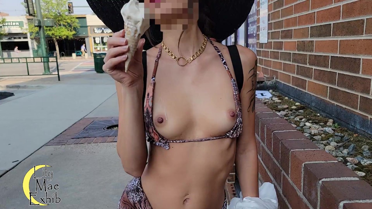 Lilymaeexhib porn