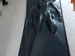 Vacuum Bondage Vacuumbed 2 - Screenshot 11 of 16 - Latex Bdsm