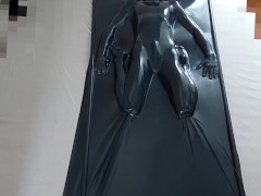 Vacuum Bondage Vacuumbed 2 - Screenshot 13 of 16 - Latex
