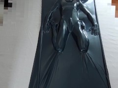 Vacuum Bondage Vacuumbed 2 - Screenshot 5 of 16 - Latex