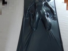 Vacuum Bondage Vacuumbed 2 - Screenshot 7 of 16 - Latex Bdsm