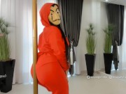 Preview 1 of La Casa de Papel cosplay naughty and sexy thief giving to you, the hottest jerk off instructions JOI
