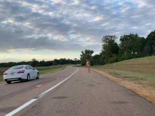Walking Naked along Side of Interstate. several Cars Passed and saw Me.