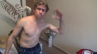 Wanhopige str8 Guy danst Naked & hard en geil voor geld
