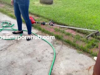 diosaera suckszeus dick really sweaty after cutting the grass