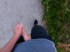 Real risky cumshot right at the jogging track! - Cover the track in cum