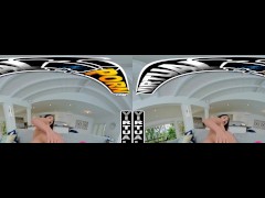 VIRTUAL PORN - Birthday Surprise For Xxlayna Marie - Screenshot 6 of 16 - Johnnythekid