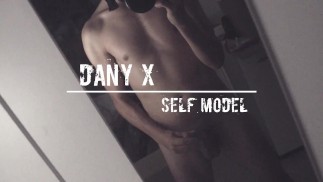 Модель Dany x Self