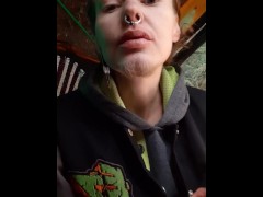 Fetvlog: i try my mac trolls "can't be tamed" lipstick for the 1st time