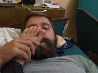 My neighbor let me smell the delicious smell of her soles, enjoying it