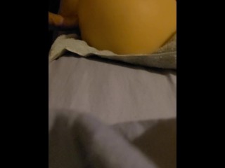 Трахаю мою игрушку для тебя.