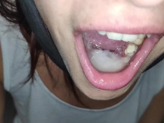 Blowjob Schoolgirl Fucking in the Mouth , for money