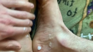 От первого лица Кончаю На Ноги