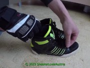 Preview 1 of Gloves jerk off in Adidas Hardcourt