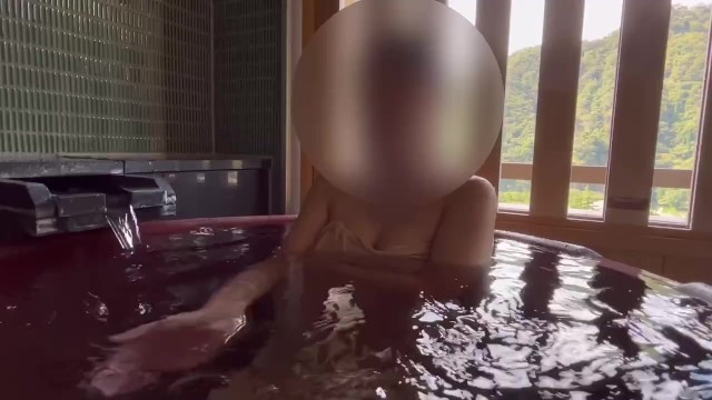 Youtuber がpornhubデビュー　温泉撮影　入浴シーン　japan Onsen