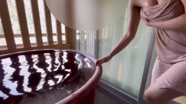 Youtuber がpornhubデビュー　温泉撮影　入浴シーン　japan Onsen