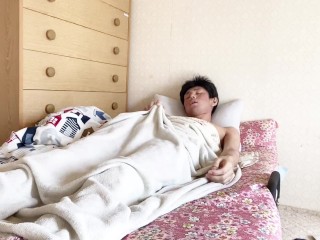 A Horny Morning Scene of a Perverted Japanese Amateur Male.