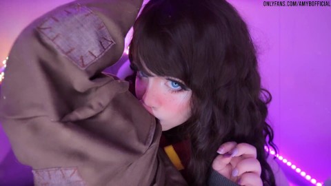 ASMR ❤️ Hermione kissing the Sorting Hat ( Hermione Granger cosplay | Harry Potter )