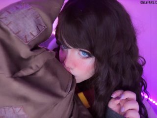 ASMR ❤️ Hermione kissing the Sorting Hat ( Hermione Granger cosplay  Harry Potter )