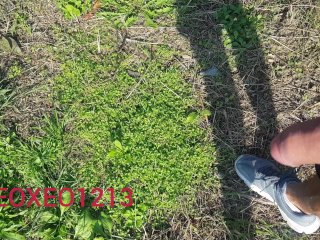 Una bella pisciata in giardino