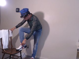 Officer Maolo! This is A XXX StickUp!